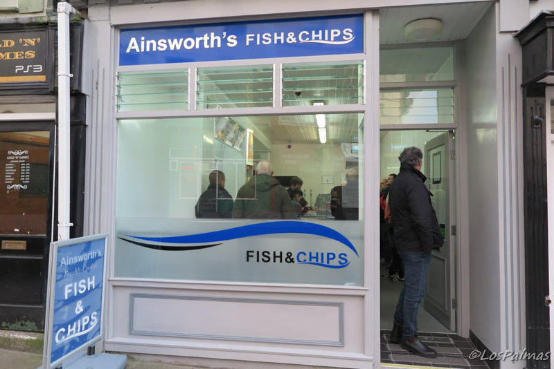 Ainsworth's Fish and chips Caernarfon Gales Wales Galles