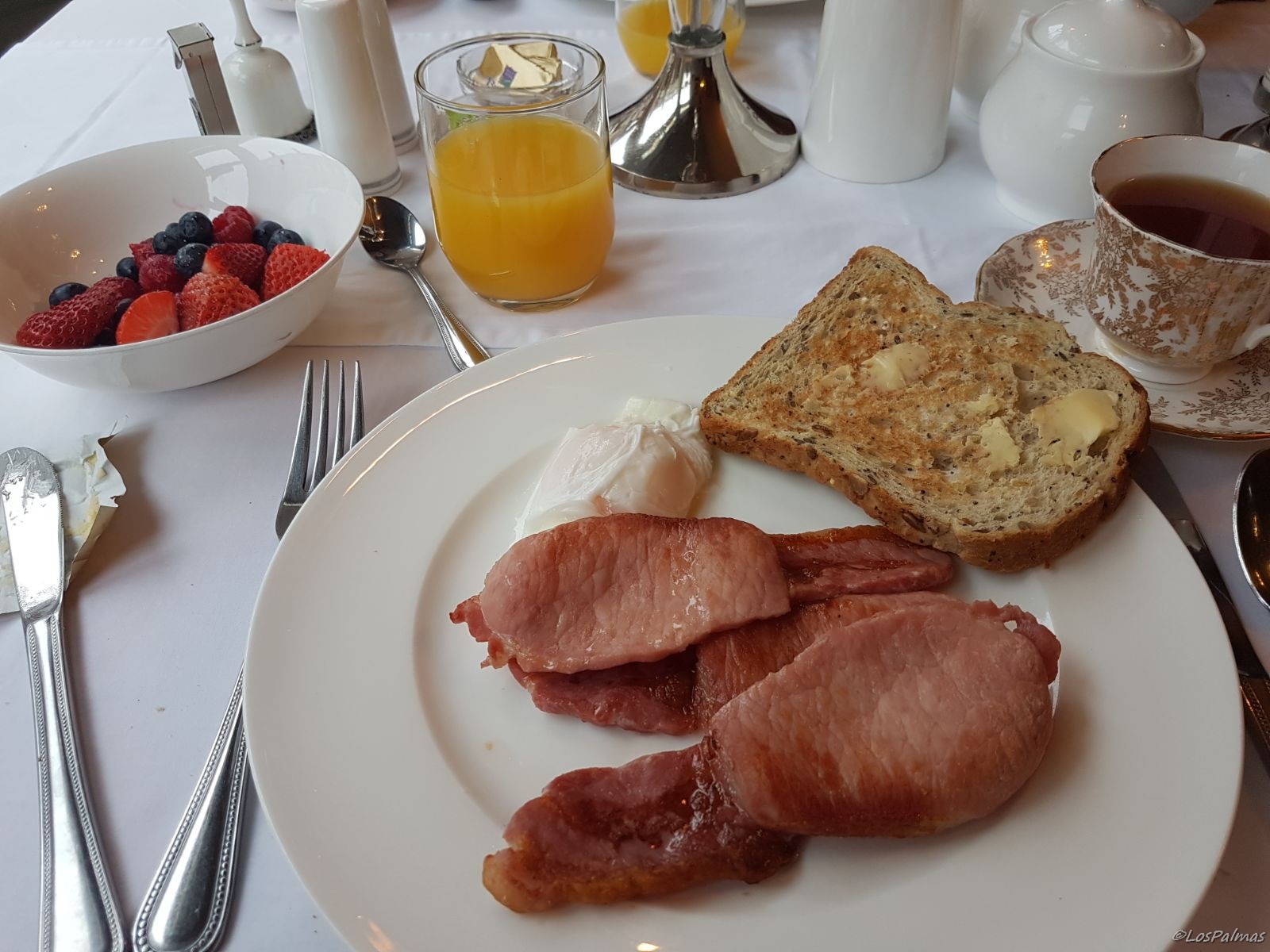 Desayuno - Breakfast - Colazione en hotel Premier Inn