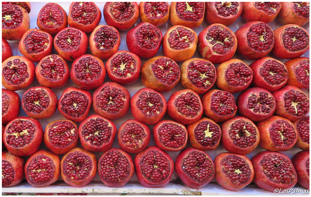 Tel Aviv Mercado Carmel granadas pomegranate