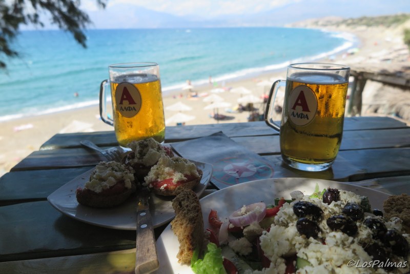 Creta_grecia_crete_greece_matala_chiringuito_cerveza comer beber beer cerveja birra